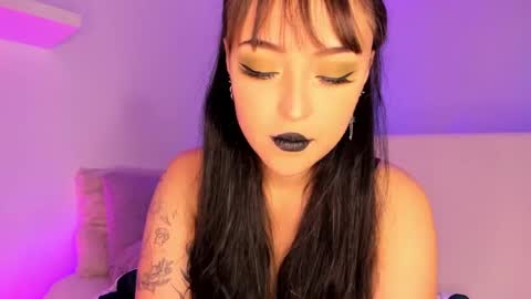 Mimi online show from 01-10-25, 06:38