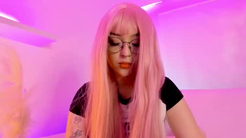 Mimi online show from 09-12-25, 05:46