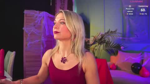 Gloria online show from 11-04-25, 10:58