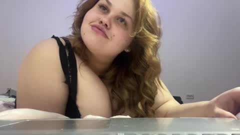 Snapshot of gloria_thomas chatting on 02-01-26, 07:34 gloria_thomas online show from 02-01-26, 07:34