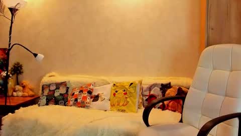 Gloria Wood online show from 03-06-25, 08:48