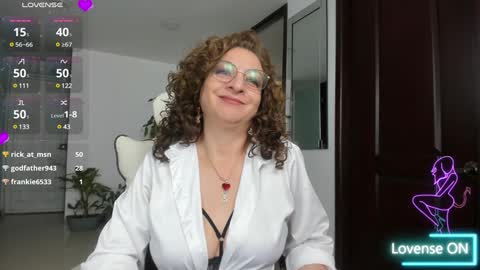 gloriacrespo online show from 02-06-25, 07:07