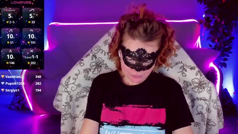 gloriagrays online show from 01-21-25, 04:21