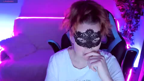 gloriagrays online show from 09-17-25, 07:15