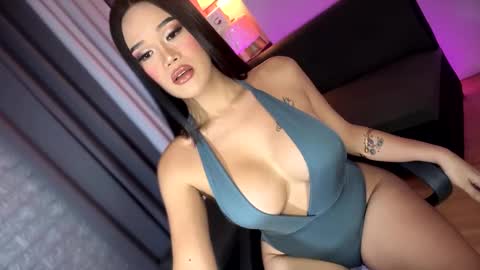 shy online show from 11-19-25, 06:41