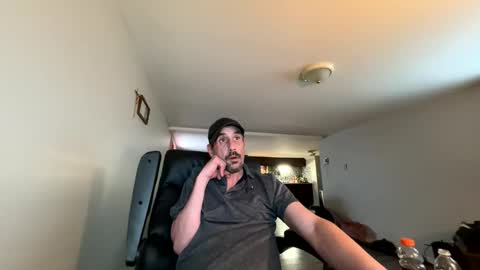 Snapshot of gmang4242 chatting on 02-26-26, 06:29 gmang4242 online show from 02-26-26, 06:29