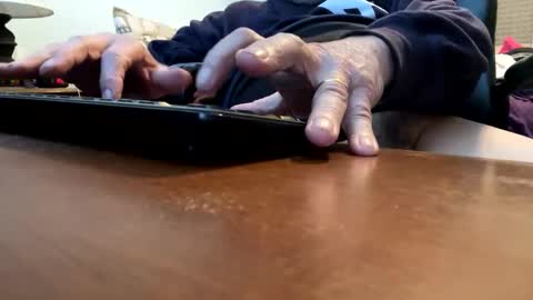 gngnxxx online show from 02-11-26, 08:25