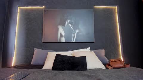 Snapshot of god_of_olympus1 chatting on 12-15-24, 02:59 steven online show from 12-15-24, 02:59