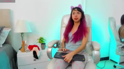 Lilith online show from 01-07-26, 04:48