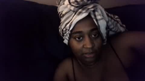 Snapshot of goddess_allure0 chatting on 12-06-24, 06:04 Goddess Allure0 online show from 12-06-24, 06:04