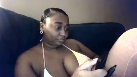 Snapshot of goddess_allure0 chatting on 12-07-24, 07:05 Goddess Allure0 online show from 12-07-24, 07:05