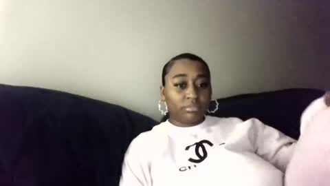 Snapshot of goddess_allure0 chatting on 12-08-24, 02:18 Goddess Allure0 online show from 12-08-24, 02:18