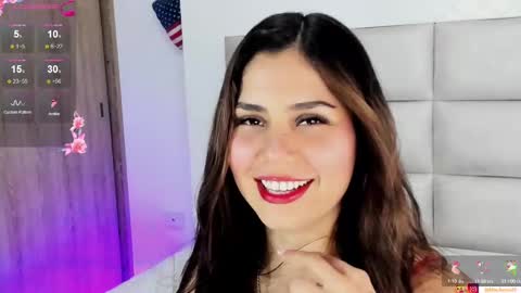 Mia online show from 09-29-25, 11:31