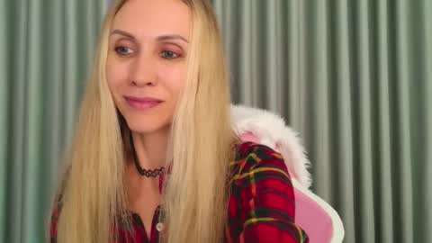 Katarina online show from 11-29-25, 12:30