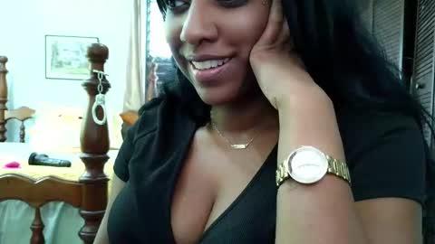 Snapshot of goddess_xandra_xquisite chatting on 03-03-25, 03:31 Xandra The Goddess online show from 03-03-25, 03:31