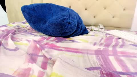 CHANELL online show from 12-05-24, 02:09