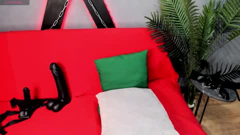 Snapshot of goddessemily_ chatting on 09-20-25, 05:19 goddessemily_ online show from 09-20-25, 05:19