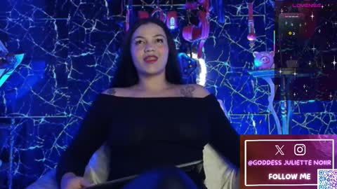 Snapshot of goddessjuliettenoiir chatting on 02-27-26, 10:59 Goddes Juliette Noiir online show from 02-27-26, 10:59