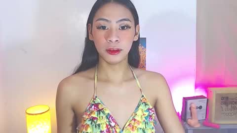 Kyla and Nian online show from 11-15-25, 02:31