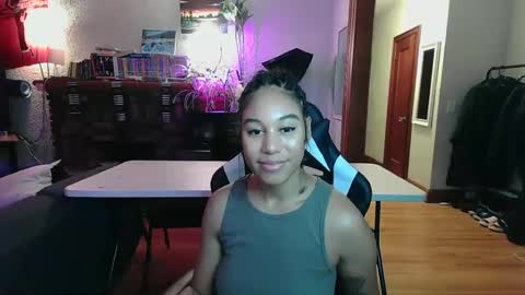 Snapshot of goddesstinaruiz chatting on 01-23-25, 12:57 Goddess Tina 3 online show from 01-23-25, 12:57