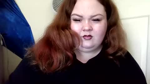 Snapshot of godessisabella chatting on 03-10-25, 04:03 godessisabella online show from 03-10-25, 04:03