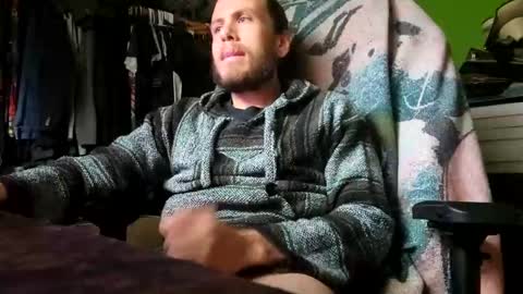 Snapshot of godmangod chatting on 01-21-25, 04:37 jimmyjohnameson online show from 01-21-25, 04:37