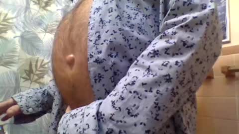 Snapshot of gojo885 chatting on 01-06-25, 06:58 gojo885 online show from 01-06-25, 06:58