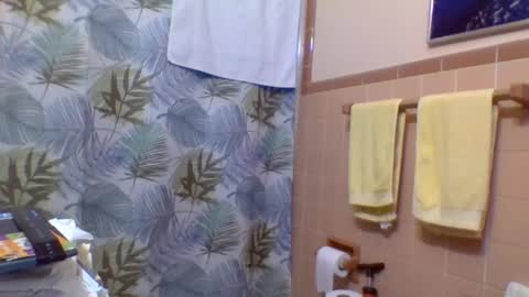 Snapshot of gojo885 chatting on 01-07-25, 03:24 gojo885 online show from 01-07-25, 03:24