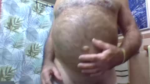 Snapshot of gojo885 chatting on 09-15-25, 05:40 gojo885 online show from 09-15-25, 05:40