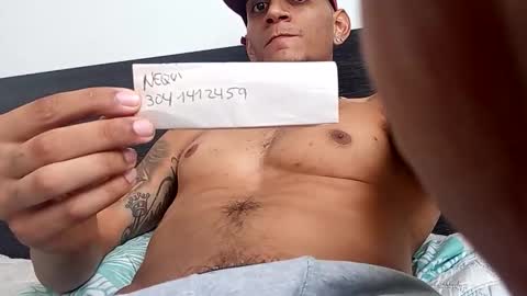 Snapshot of gold303030 chatting on 10-27-25, 04:33 gold303030 online show from 10-27-25, 04:33