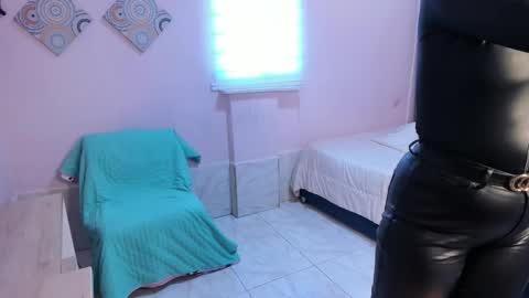 Mary online show from 11-11-25, 05:02