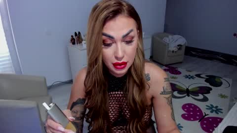 Nicole.. online show from 01-26-25, 09:19