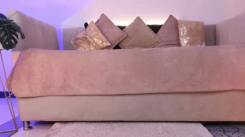 Snapshot of golden_girlsss chatting on 11-23-25, 01:55 Golden girls online show from 11-23-25, 01:55