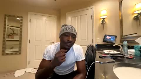 goldenapo online show from 03-03-26, 04:07