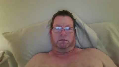 Snapshot of goldenbear3111 chatting on 12-31-24, 06:05 goldenbear3111 online show from 12-31-24, 06:05