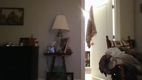 Snapshot of goldenbear3111 chatting on 01-05-25, 05:30 goldenbear3111 online show from 01-05-25, 05:30