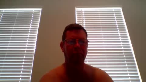 Snapshot of goldenbear3111 chatting on 09-28-25, 03:50 goldenbear3111 online show from 09-28-25, 03:50