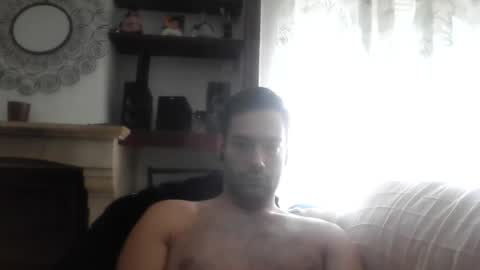 Snapshot of goldendragon19 chatting on 10-07-25, 09:39 goldendragon19 online show from 10-07-25, 09:39