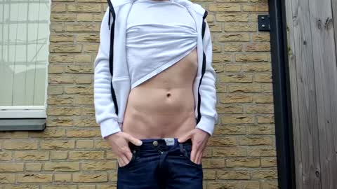 Snapshot of goldenelixxxir chatting on 02-26-25, 03:52   online show from 02-26-25, 03:52