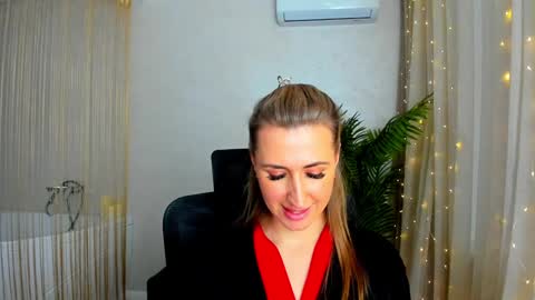 Olivia online show from 01-20-25, 03:50