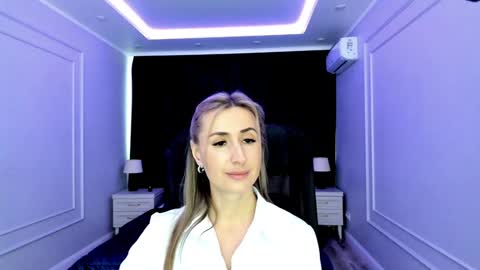 Olivia online show from 02-02-25, 06:26