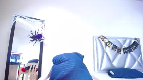 goldenn_ass1 online show from 10-24-25, 04:09