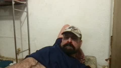 Snapshot of goldmenjustme chatting on 02-20-25, 08:25 Madmaxsanantonio online show from 02-20-25, 08:25