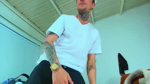 Goldy Loyal93 online show from 09-09-25, 02:22