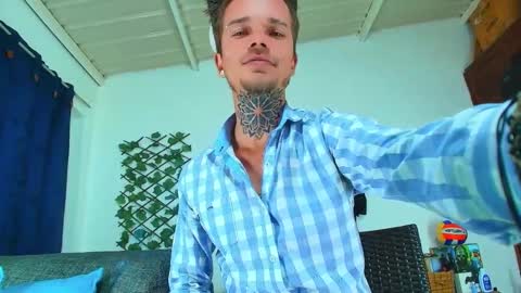 Goldy Loyal93 online show from 09-13-25, 04:23