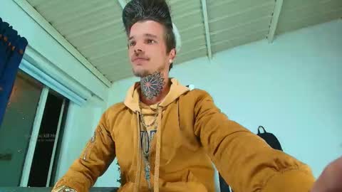 Goldy Loyal93 online show from 10-18-25, 07:31