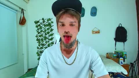 Goldy Loyal93 online show from 02-08-26, 07:12