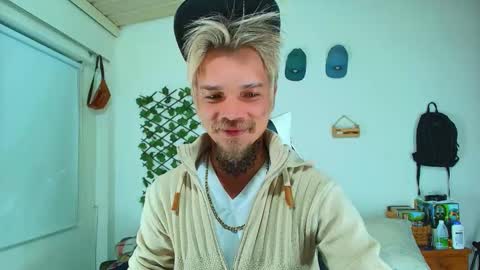 Goldy Loyal93 online show from 02-15-26, 07:51