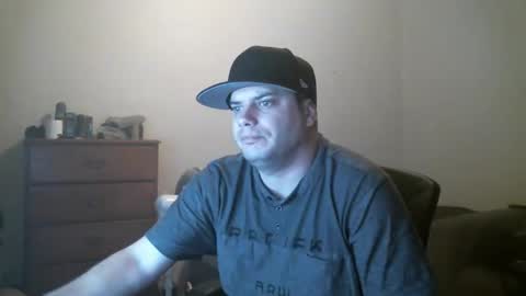 Snapshot of goleafzgo chatting on 01-08-25, 05:27 goleafzgo online show from 01-08-25, 05:27