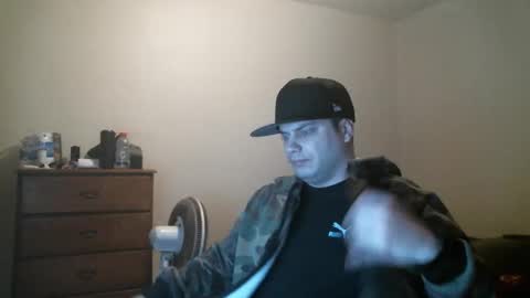 Snapshot of goleafzgo chatting on 03-01-25, 04:26 goleafzgo online show from 03-01-25, 04:26